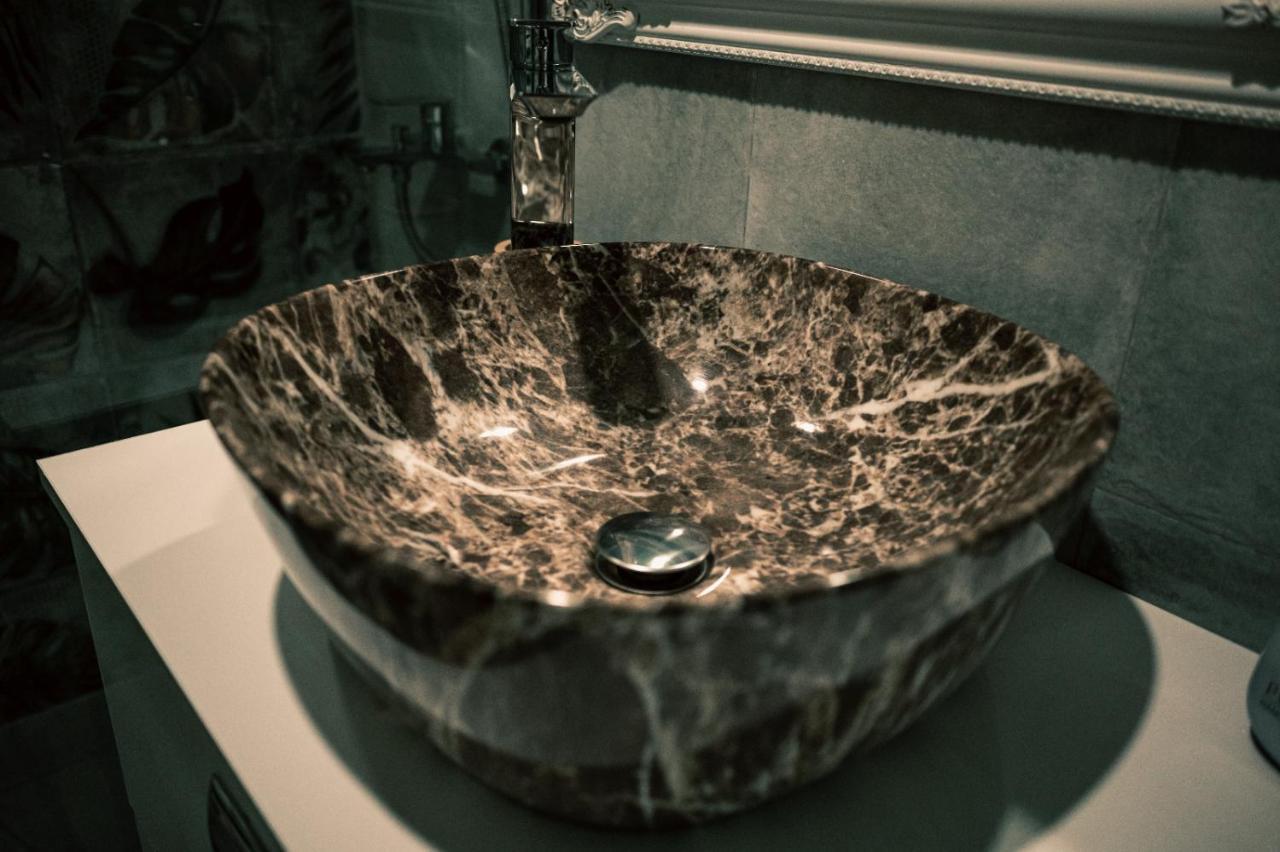Afi Discret Jacuzzi Appartement Boekarest Buitenkant foto